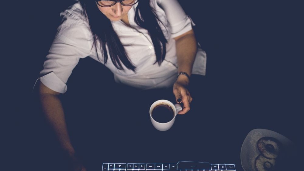 Hast du Lust bei einem Nacht-Job von zu Hause aus Geld zu verdienen? 1 heimarbeit nacht
